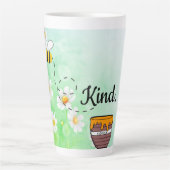 Bee Kind Honey Blumeninsekt Cartoon Milchtasse (Vorderseite)