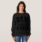 Bee Kind Sweatshirt (Vorne ganz)