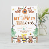 Bee-lieve It Honey Bear Birthday Einladung (Stehend Vorderseite)