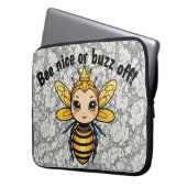 Bee Nice oder Buzz Off - Queen Bee Laptopschutzhülle (Vorderseite Links)