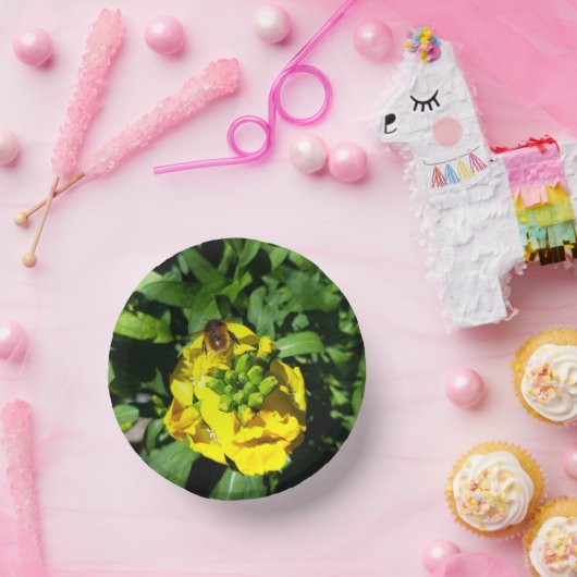 Bee on Yellow Flowers Pappteller (Party)