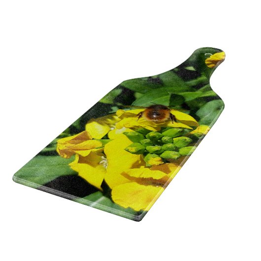 Bee on Yellow Flowers Schneidebrett (Ecke)