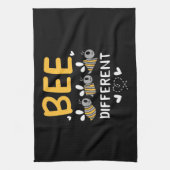 Beekeeper Gift | Bee Different Geschirrtuch (Vertikal)