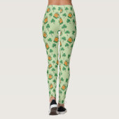 Beer and Kleeblatt Pattern St Patrick's Day Leggings (Rückseite)
