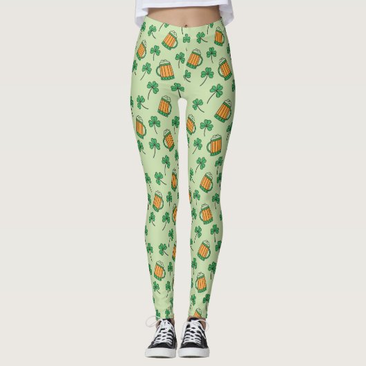 Beer and Kleeblatt Pattern St Patrick's Day Leggings (Vorderseite)