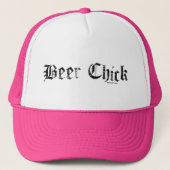 Beer Chick Truckerkappe (Vorderseite)