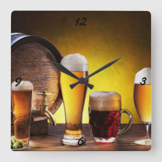 Beer Clock Quadratische Wanduhr