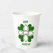 Beer Inspector St Patricks Celtic Cross und Cover Pappbecher (Vorderseite)