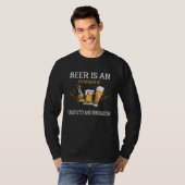 Beer is an expression of creativity and innovation T-Shirt (Vorne ganz)