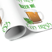 Beer Me Ich bin irisch Geschenkpapier (Rolleneckpunkt)