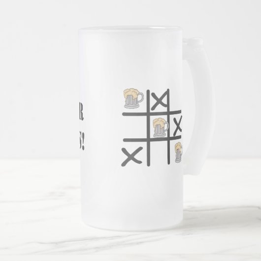 Beer Tic Tac Toe Mattierte Tasse (VorderseiteRechts)