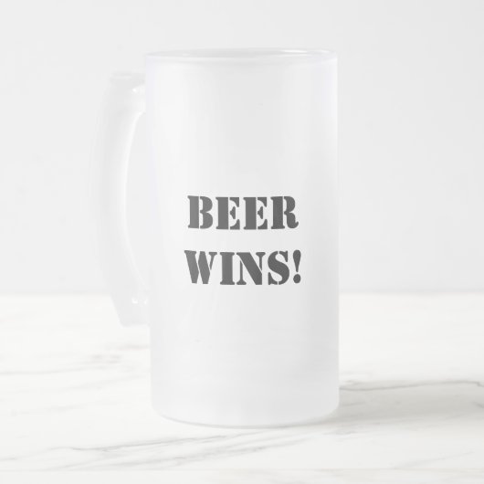 Beer Tic Tac Toe Mattierte Tasse (Vorderseite Links)