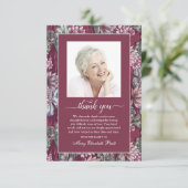 Beerdigung Burgund florales Foto Danke Karte (Stehend Vorderseite)