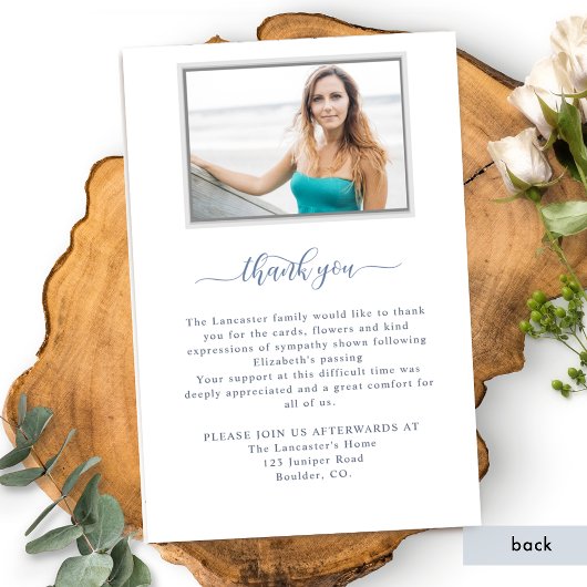 Beerdigung/Celebration-Programm für Weißblumen