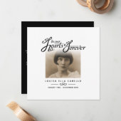 Beerdigung in unseren Herzen ist sie gestorben Ged Mitteilungskarte (Vorderseite/Rückseite Beispiel)