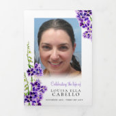 Beerdigungsdenkprogramm lila Himmelsblütenkunst Dreifach Gefaltete Einladung (Cover)