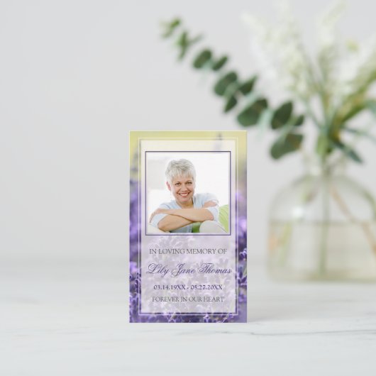 Beerdigungskarten des Lavendels | In Love Memory Visitenkarte (Stehend Vorderseite)