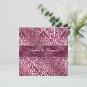 Beeren-laden magentarote Schimmer-Damast-Hochzeit Einladung (Stehend Vorderseite)