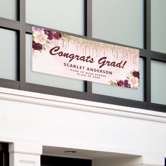 Beerenblütenbanner mit eleganglitterfarbenem Absch Banner (Äußeres Gebäude)