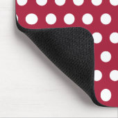 Beerenrotes Weißes Punkte-Muster-Design Mousepad (Ecke)