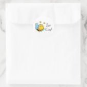 Bees Kind Niedlich Runder Aufkleber (Tasche)