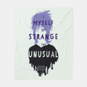 Beetlejuice | Lydia "Strange and Unusual" Graphic Fleecedecke (Vorderseite)