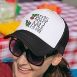 Beets Don't Kale My Vibe Truckerkappe<br><div class="desc">Funny design features “beets don’t kale my vibe” along with a beet and kale leaf illustration. Great for the foodie,  chef or health nut in your life. Tons of coordinating accessories available in our shop!</div>