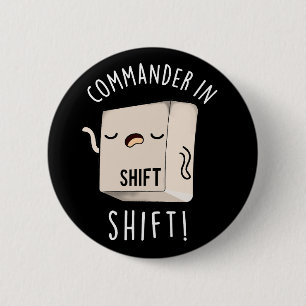 Befehlshaber von Shirt Funny Keyboard Pun Dark BG Button