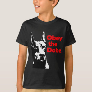 Befolgen Sie das Dobe T-Shirt