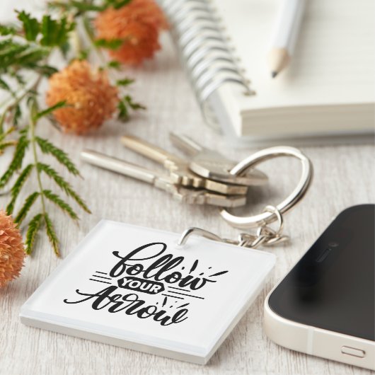 Befolgen Sie das inspirierende Zitatdesign Ihres A Schlüsselanhänger (Vorderseite rechts)