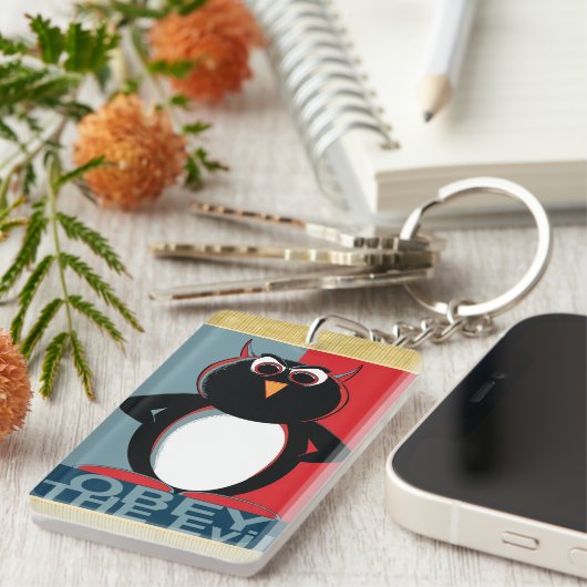 Befolgen Sie den schlechten Pinguin Schlüsselanhänger (Vorderseite rechts)