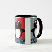 Befolgen Sie die schlechte Penguin-Tasse Tasse (VorderseiteRechts)