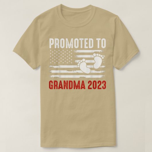 Befördert auf Oma 2023 bald Schwangerschaft USA  T-Shirt (Design vorne)