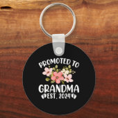 Befördert zu Oma 2024 zum ersten Mal Nana Floral Schlüsselanhänger (Vorderseite)