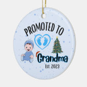 Befördert zu Oma - Baby Boy Xmas Ornament (Links)