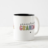 Befördert zu Oma New Oma zu Geschenken Zweifarbige Tasse (VorderseiteRechts)