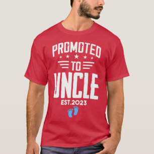 Befördert zu Onkel Est 2023 ist es eine junge Schw T-Shirt