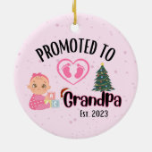 Befördert zu Opa - Baby Girl Xmas Keramik Ornament (Hinten)
