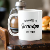 Befördert zu Opa Est. 2025 Personalisiert Kaffeetasse