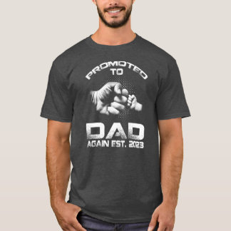 Befördert zum Vater Est 2023 Funny Vathers Day T-Shirt