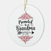 Befördert zur Oma 2025-Schwangerschaftsankündigung Keramik Ornament (Links)
