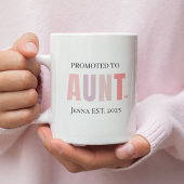 Befördert zur Tante EST 2025 | Personalisierte neu Zweifarbige Tasse