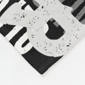 Befürchtete Namen, die auf modernen Schwarz-Weiß-S Fleecedecke (Ecke)