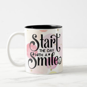 Beginnen Sie den Tag mit einem Lächeln Zweifarbige Tasse