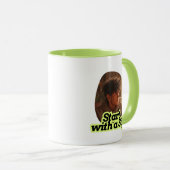 Beginnen Sie mit Sip-Mugs-Geschenken Tasse (VorderseiteRechts)