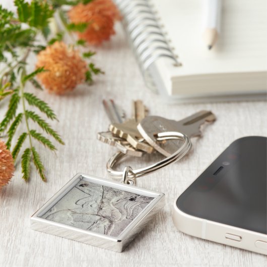 Begräbnis- Urne mit geschnitzter Entlastung eines Schlüsselanhänger (Seite)