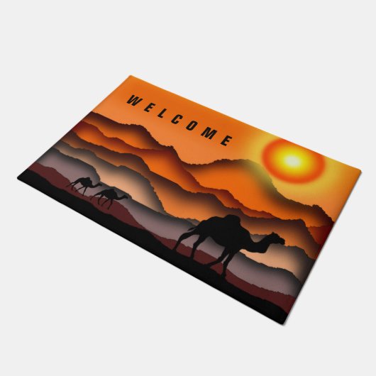 Begrüßen Sie die Tür mit Kamelen in der Sunset Wüs Fußmatte (Schrägansicht)