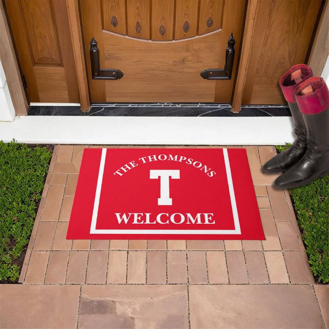Begrüßung des Monogrammes für den Familiennamen vo Fußmatte (Custom monogram and personallized name horse racing saddle cloth style Welcome mat. )