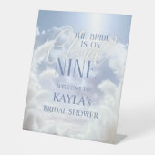 Begrüßungsabonnement auf Cloud Nine 9 Pampas Braut Sockelschild (Vorderseite)