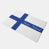 Begrüßungsmatte für die finnische Flagge Fußmatte (Schrägansicht)